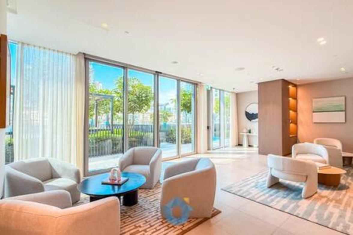 5609gr Elegant 3bhk With Fountain Views Apartment