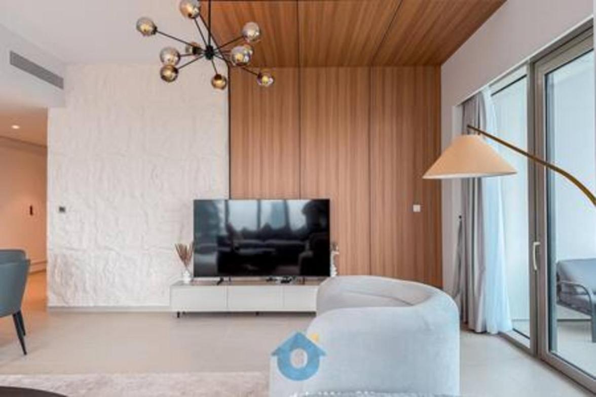 5609gr Elegant 3bhk With Fountain Views Apartment