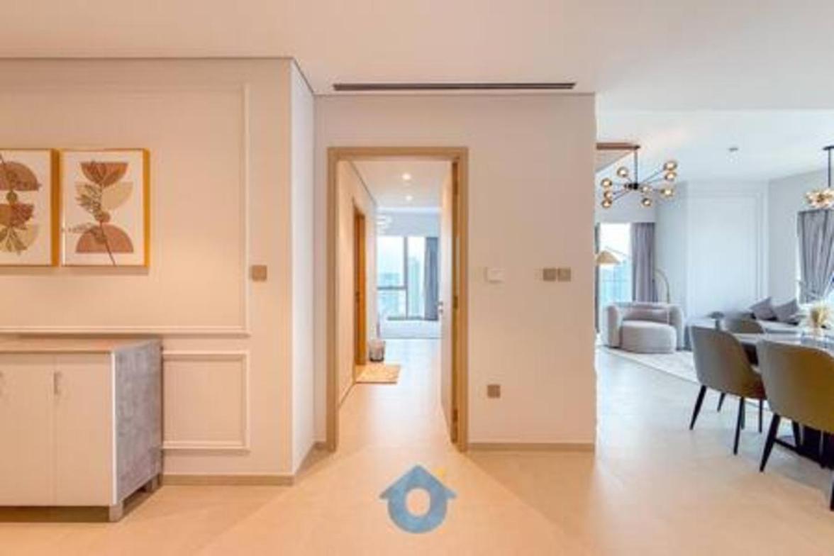 Apartment 5609gr Elegant 3bhk With Fountain Views