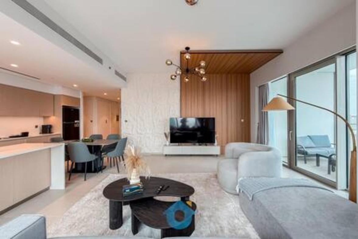 5609gr Elegant 3bhk With Fountain Views