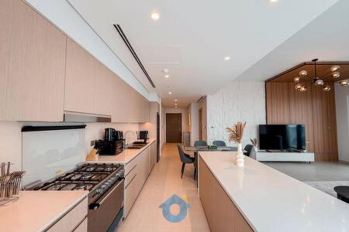 5609gr Elegant 3bhk With Fountain Views Apartment *